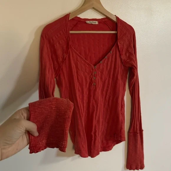 Free people wild hearts long sleeve thermal top medium - Picture 2 of 5